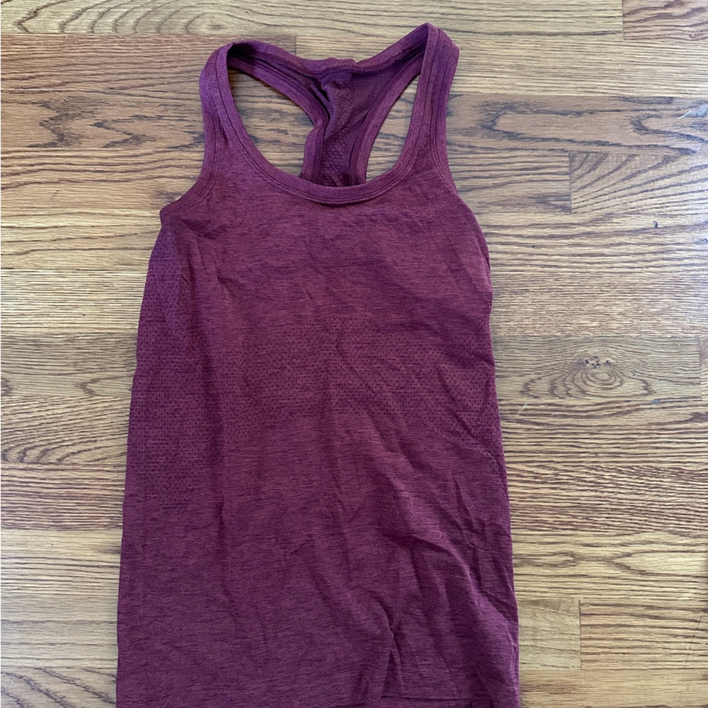 Lululemon tank